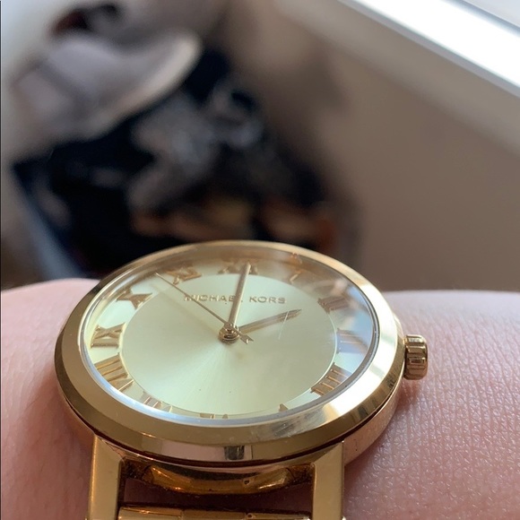 Michael Kors All Gold Watch main image 5